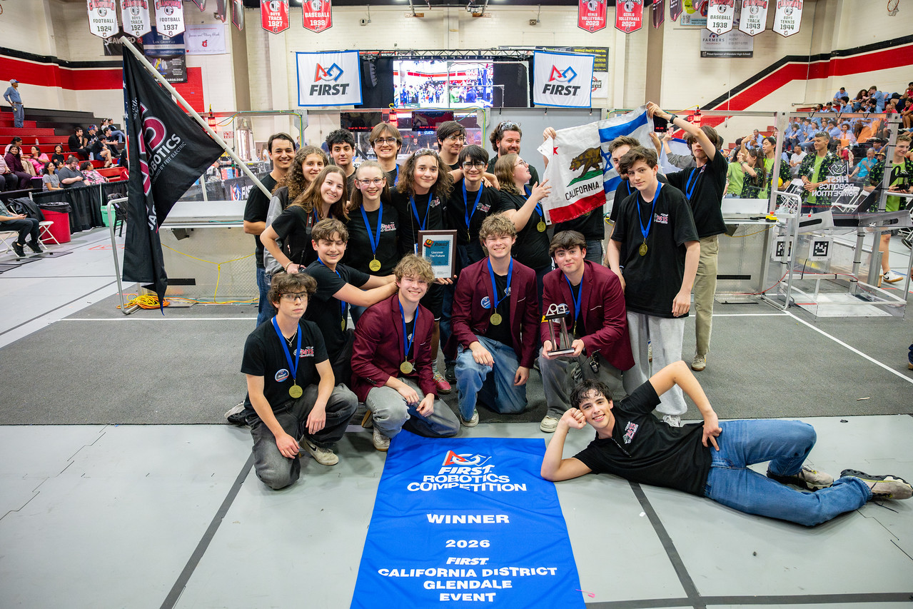 Team winning Glendale District Event 2026